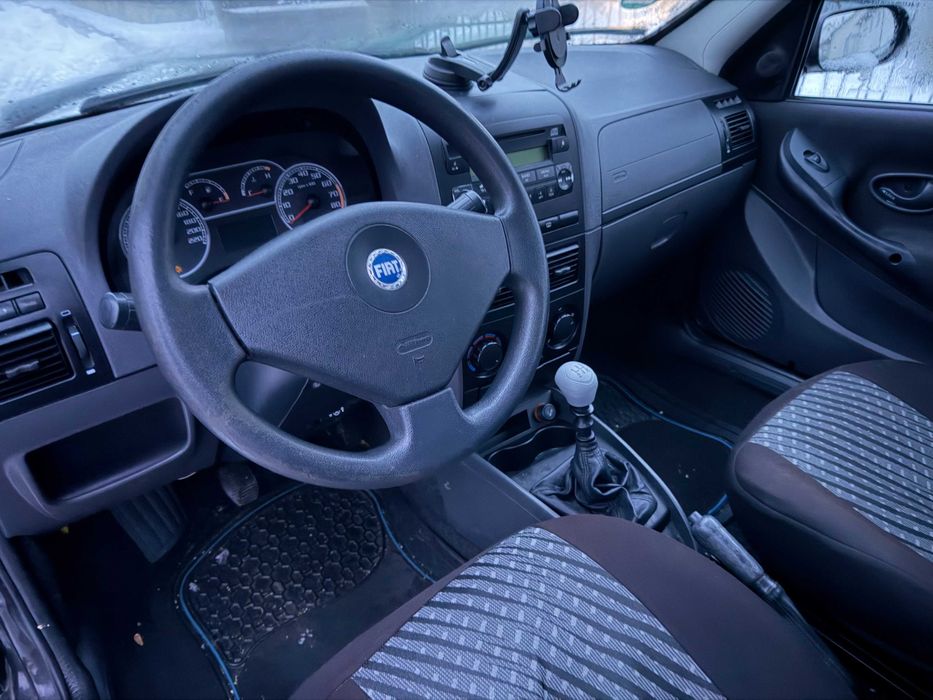 De vinzare Fiat Albea (pentru dezmembrari)