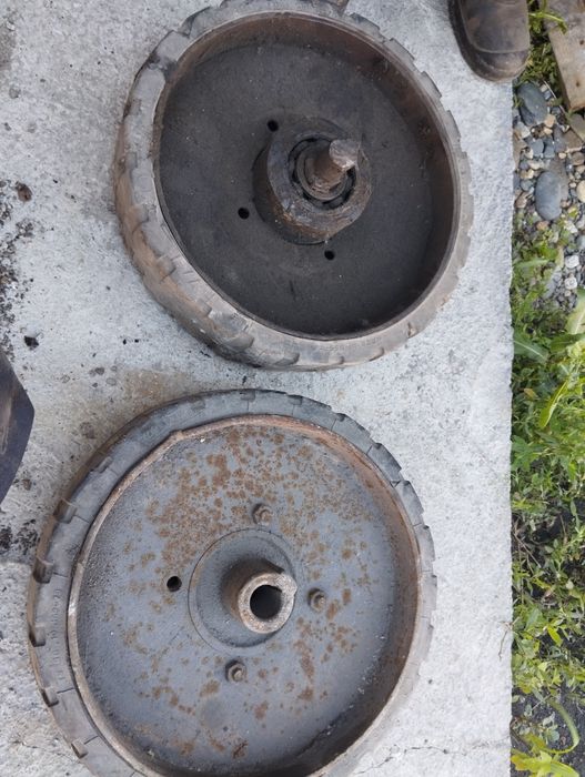 Продам колеса без камерки