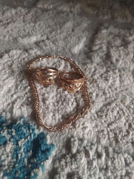 Tilla komplekt sotiladi 585
