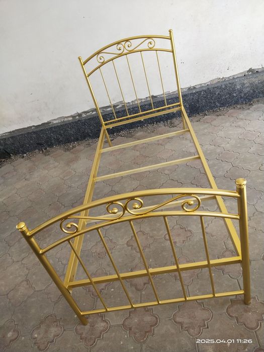 Металлический кованые кровати