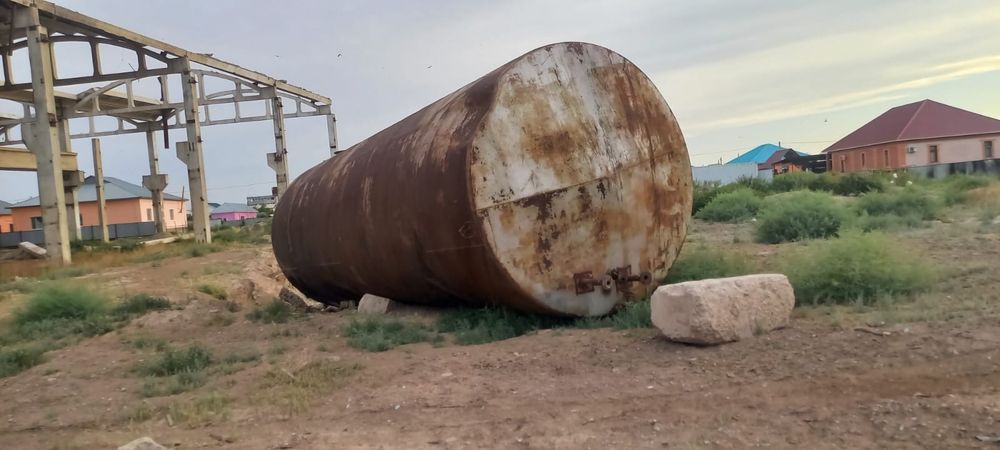 Срочно продам Емкость