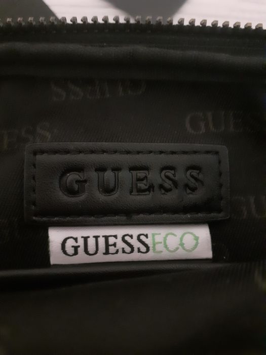 Guess чанта оригинална
