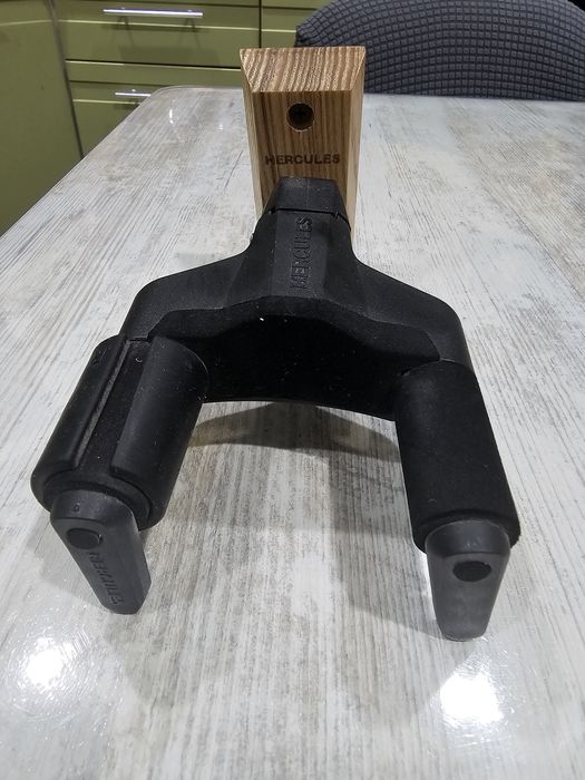 Продам крепление для гитары