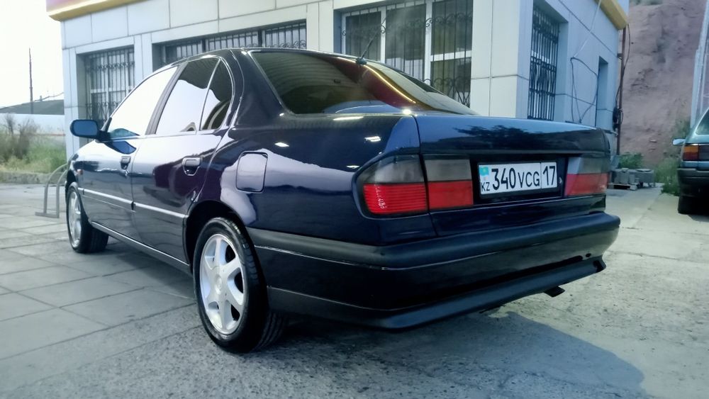 Nissan primera два куба