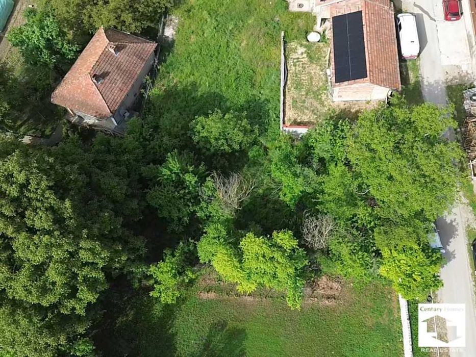 116262 Парцел в регулация за продажба в с. Леденик, само на 8 км. от В. Търново