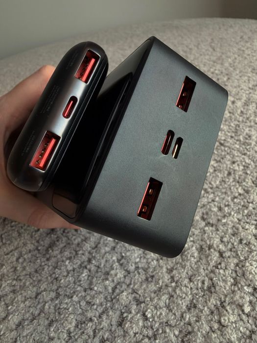 2 външни батерии Baseus 10 000 mAh и 30 000 mAh + калъф