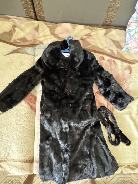 Продам норковую шубу