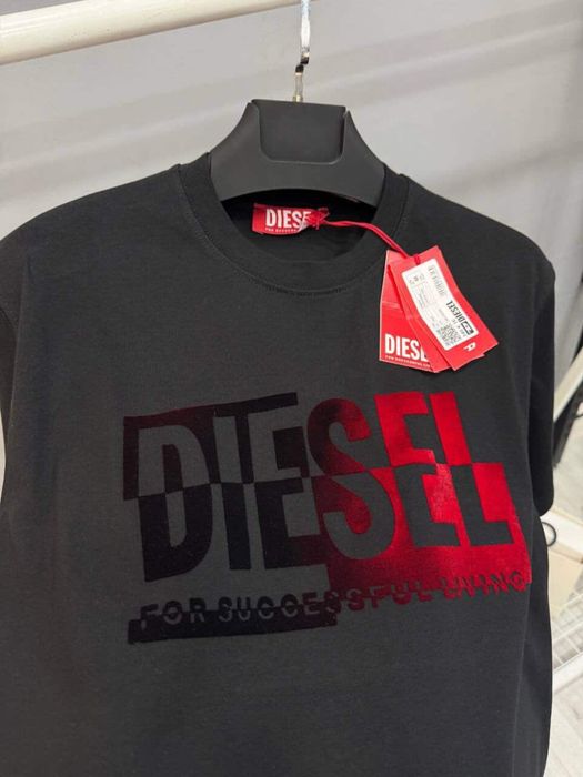 Тениски различни видове D&G,Tommy, Polo,Diesel