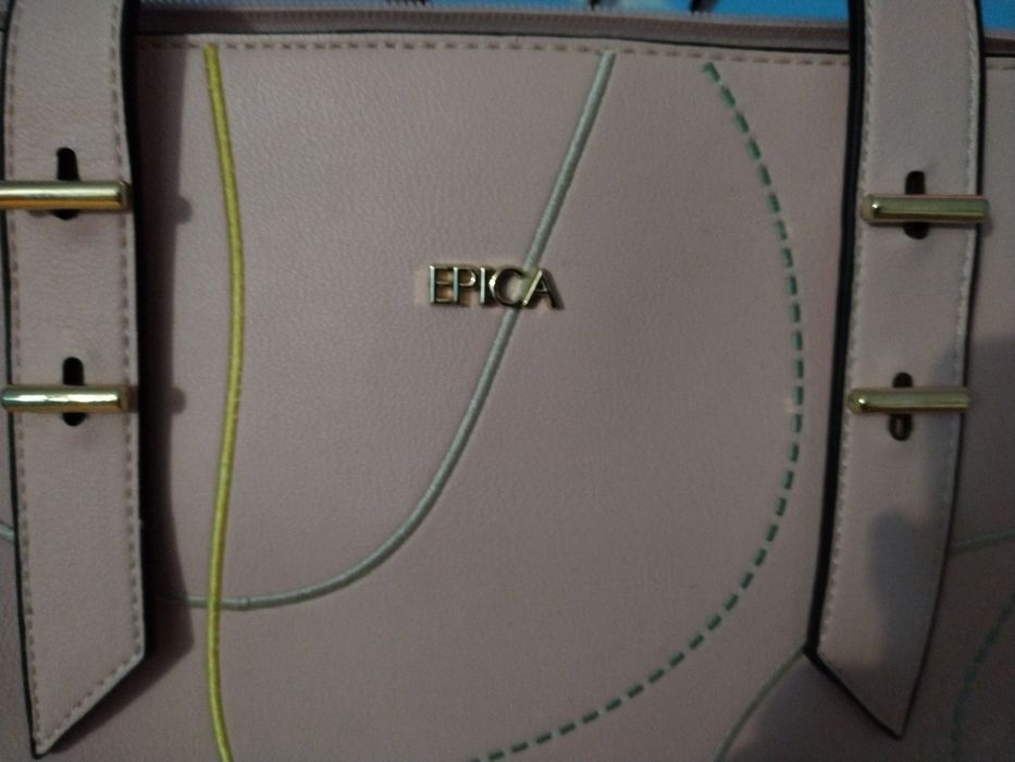 Geanta Epica roz