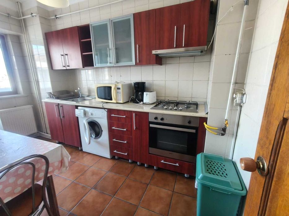 Apartament de inchiriat 2 camere Universitate
