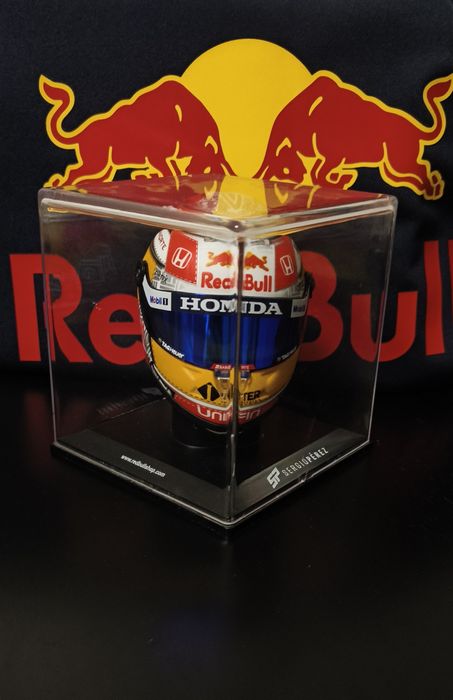 Sergio Pérez Mini Cască 1:4– Austria GP 2021, colecție