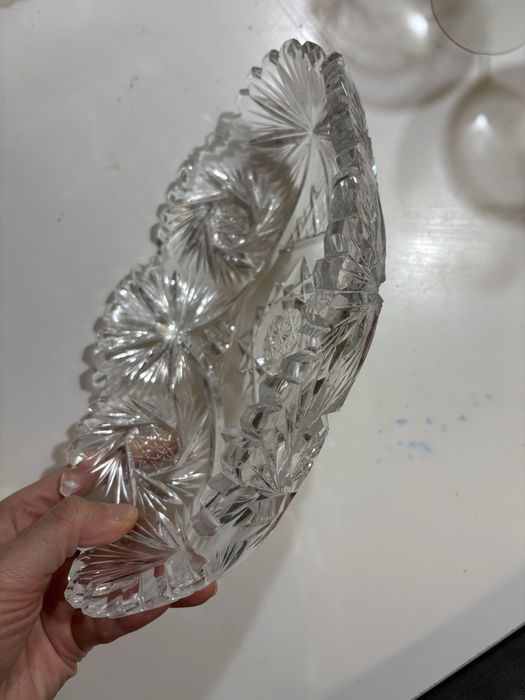 Platou oval din cristal masiv – tăietură clasică, model stea