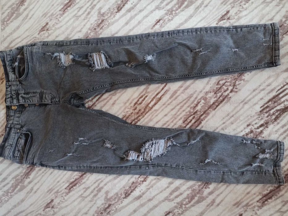 Мъжки дънки сиви