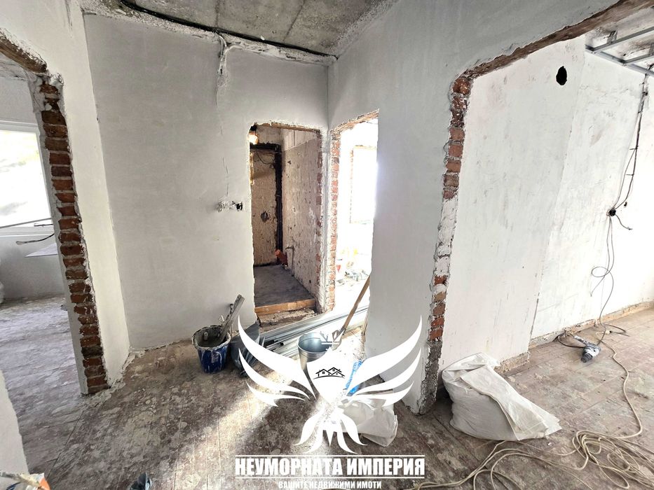 Продава се Тристаен апартамент в Асеновград - 90 кв.м за 1723 €/кв.м - Снимка #12