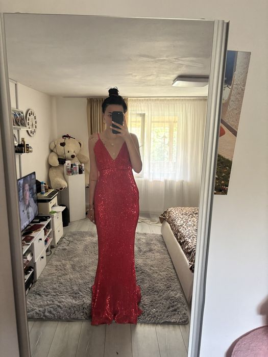 Rochie de petrecere cu trena