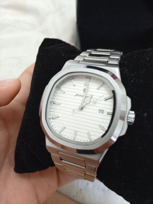 Продам оригинальные часы Poedagar 613