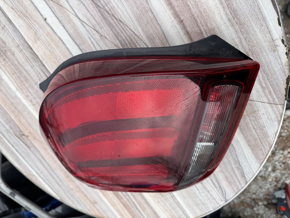 Стоп Peugeot 108