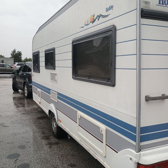 Продавам каравана марка хоби .