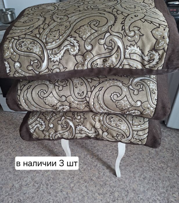 Продам подушки для дивана и кровати