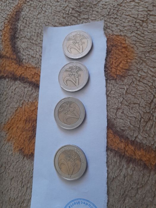 De vanzare monede vechi astept oferte .