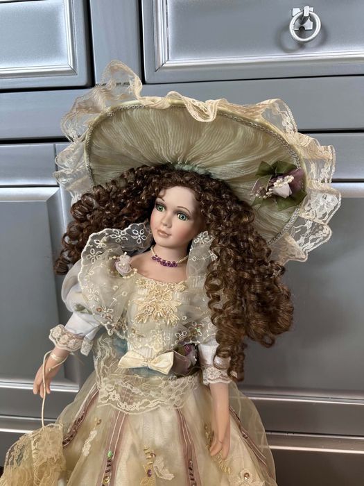 Papusa din portelan-Alberon Dolls