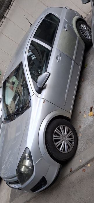 OPEL Astra 2004 — imagine 4