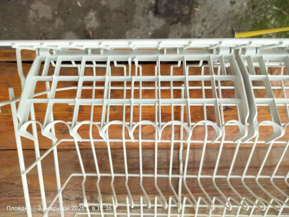 Кошници за съдомиялна машина Whirlpool 45см.