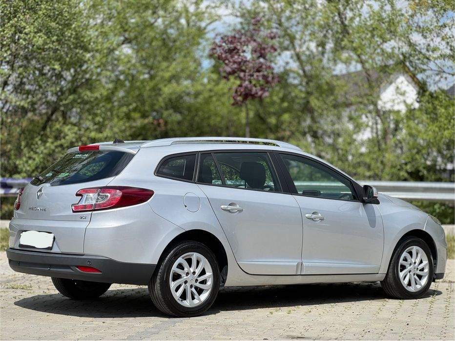 Renault Megane 3 - 1.5dci 110cp 2013 IMPECABIL - Led / Navigatie