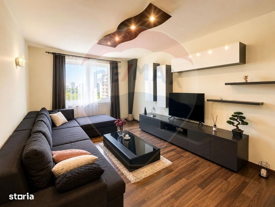 Apartament cu 3 camere de închiriat