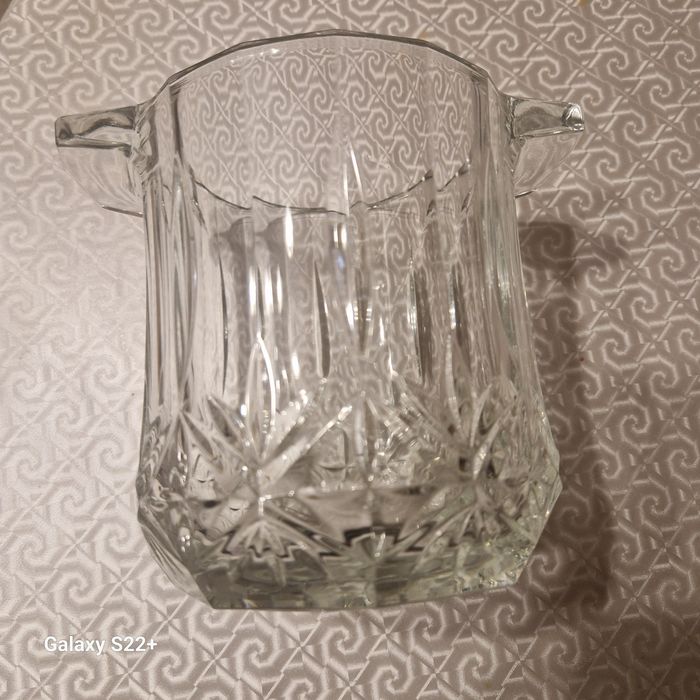 Ведерко для льда.