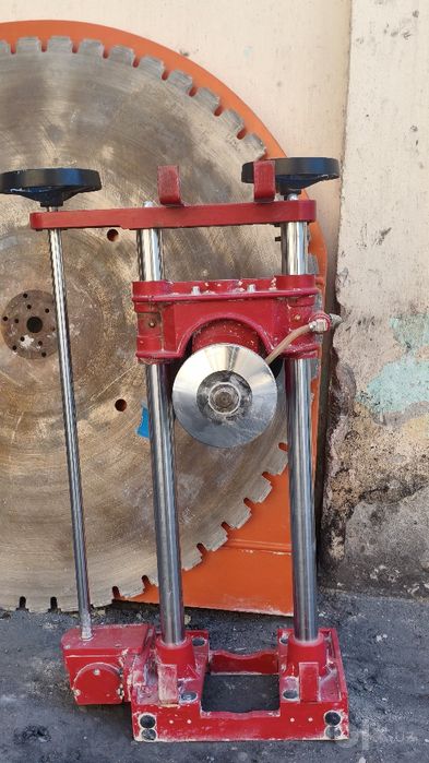 Beton kesish va teshik ochish