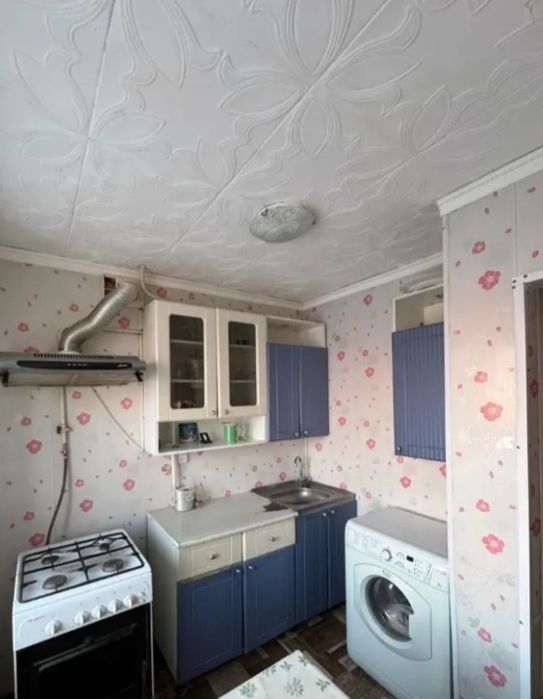 Продам 2-ух комнатную.