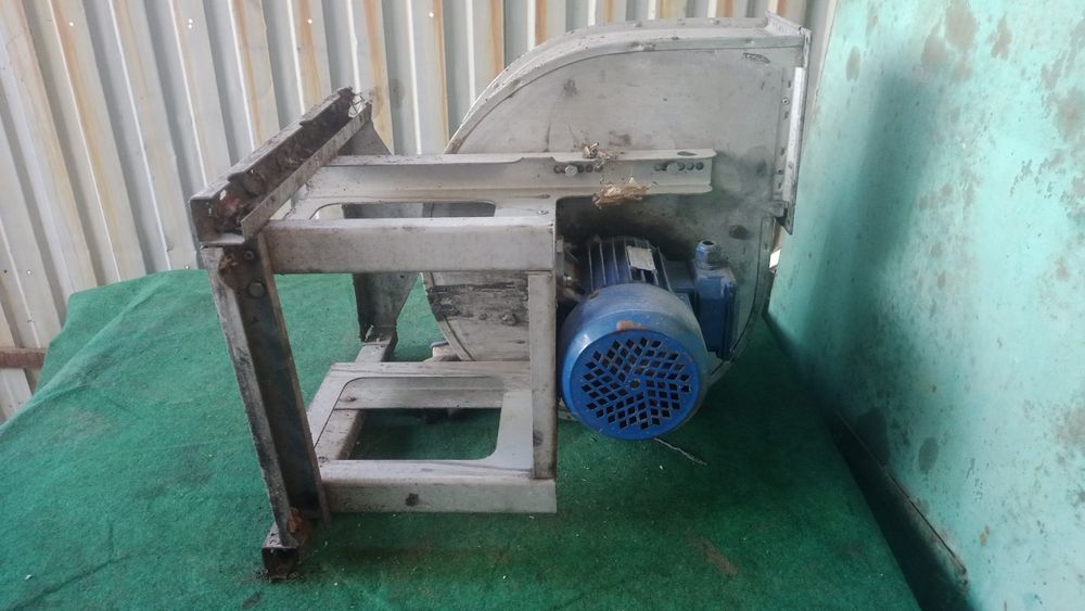 Вытяжка, двигатель для