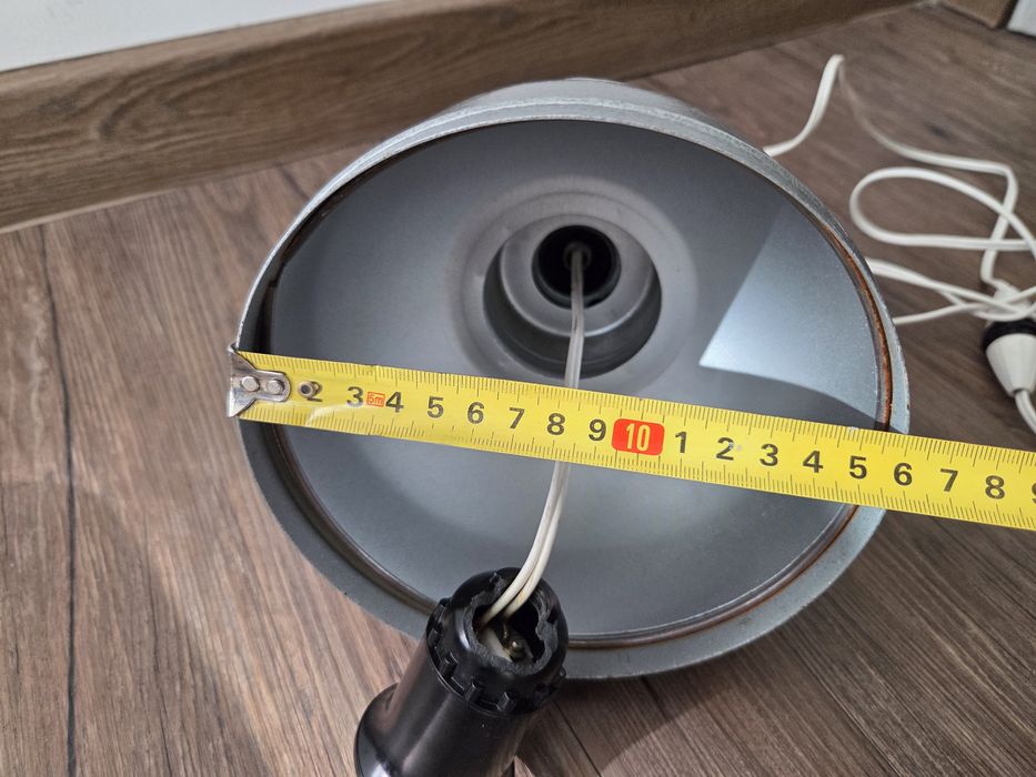 Лампа ,ретро ,метална