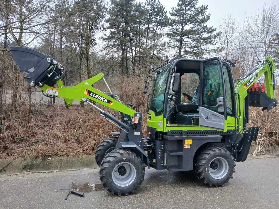De Închiriat Mini Buldo Miniexcavator