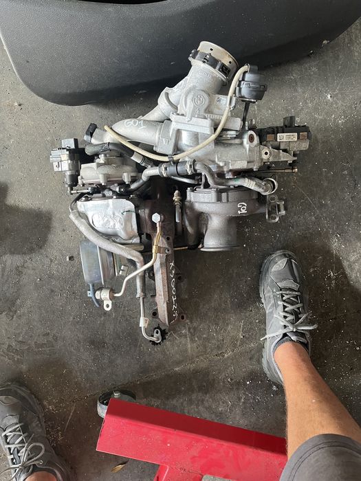 Турбини бмв 2.5д 231 коня Б47Д20Б ( turbini bmw 2.5d 231 )