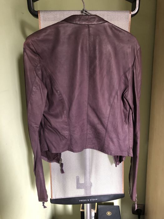 Дамско кожено яке Guess