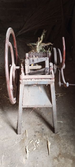 Продётся дробилка ручная