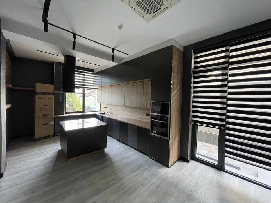 Продаётся отдельно стоящее Здание