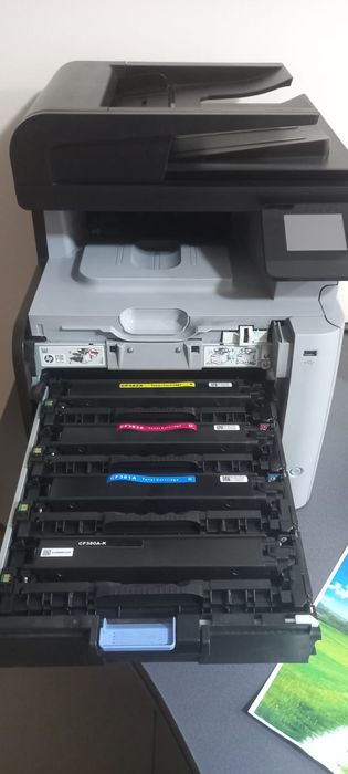 Продам цветной принтер