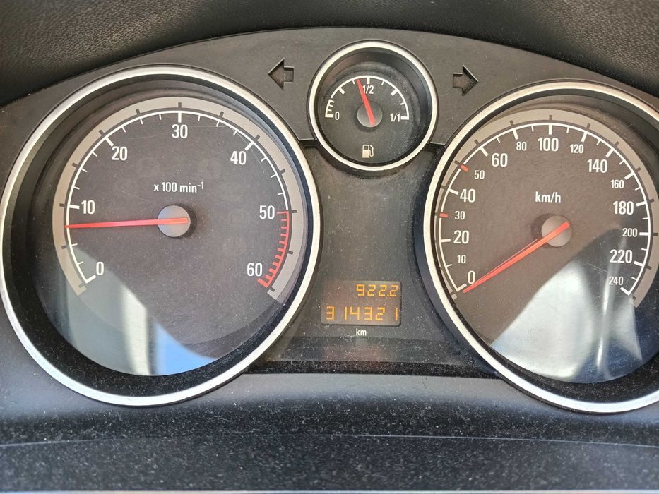 Opel Zafira B 1.9 CDTI 150 cp