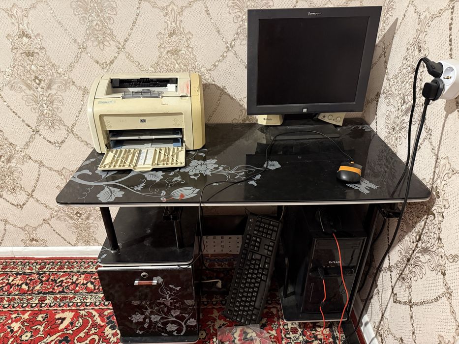 Пк монитор мышь клава и стол