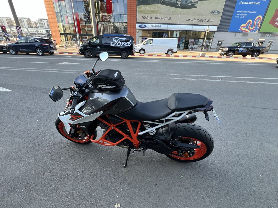 KTM super Duke R