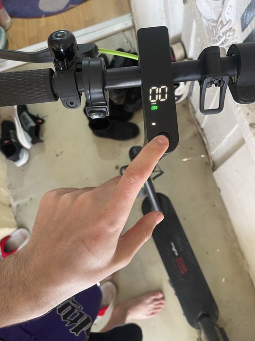 Vând trotineta eletrica Myria