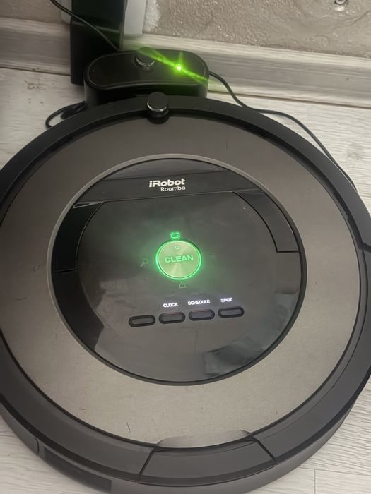 Robot aspirare Irobot Roomba 875