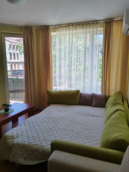 Апартамент в комплекс до плажа Свети Влас. Ранни записвания