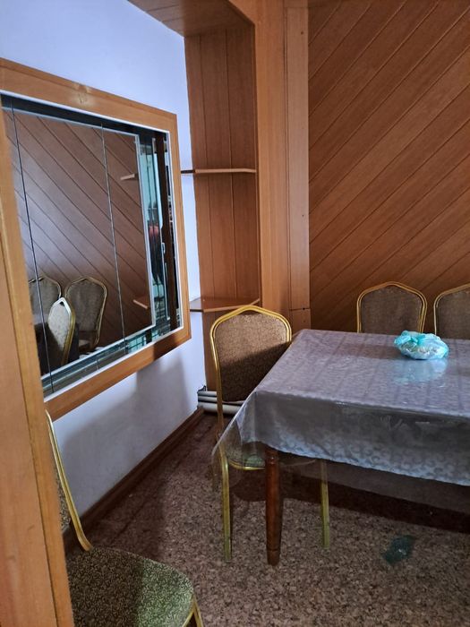 Сдам в аренду помещение под кафе .