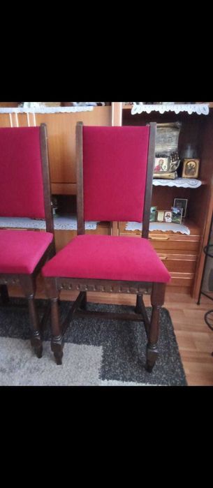 Vând scaune vintage