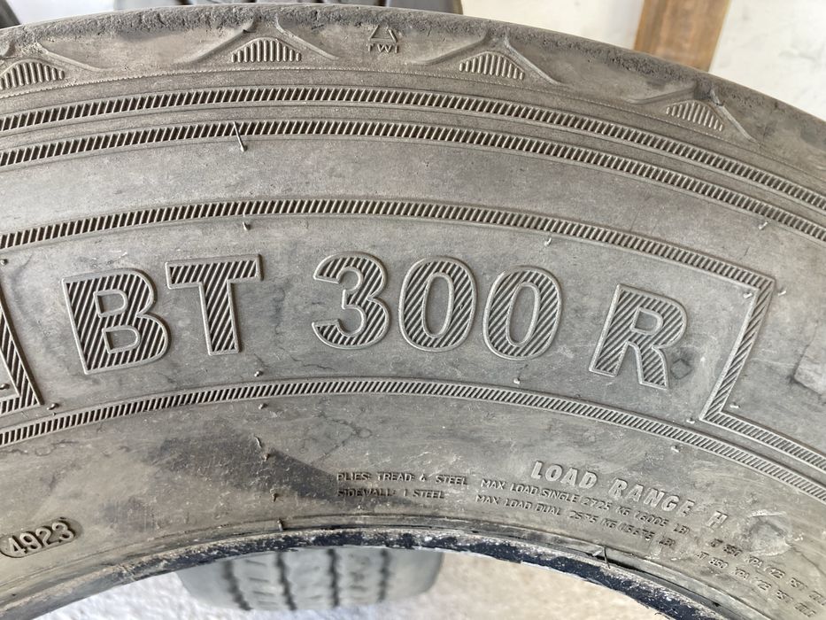 Гуми за камион 265-70-19.5 Джъмбо