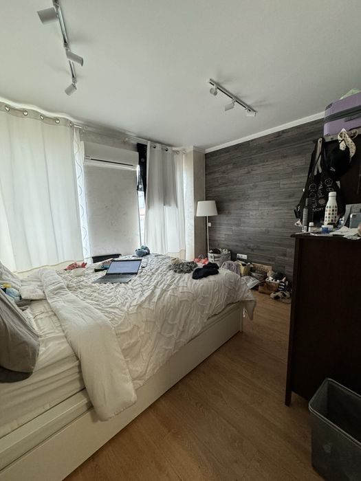 Продава се Тристаен апартамент в Плевен, Идеален център - 89 кв.м за 963 €/кв.м - Снимка #3
